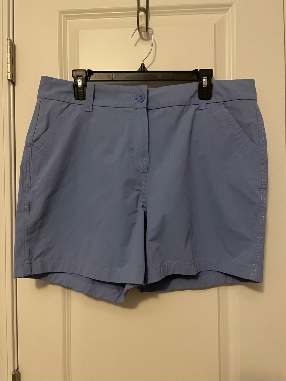 Vineyard Vines Women's Light Blue Bermuda Shorts
